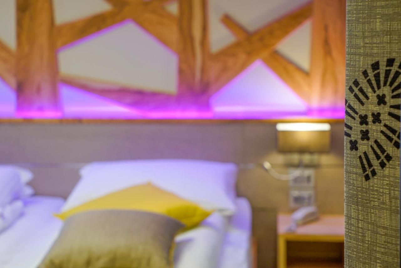 Aktivhotel Santalucia Torbole Sul Garda Luaran gambar