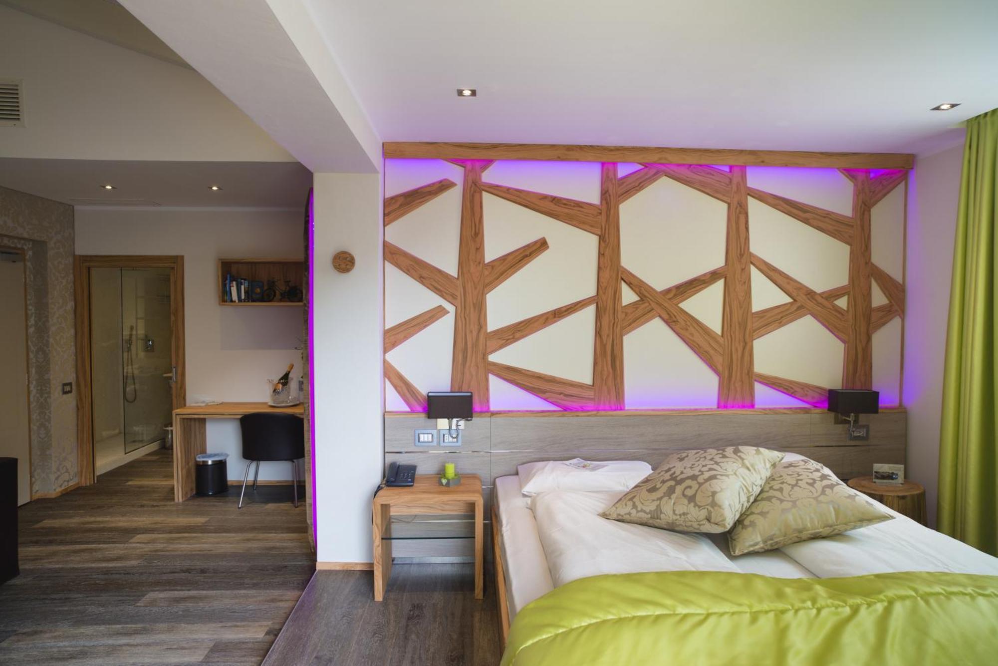 Aktivhotel Santalucia Torbole Sul Garda Bilik gambar