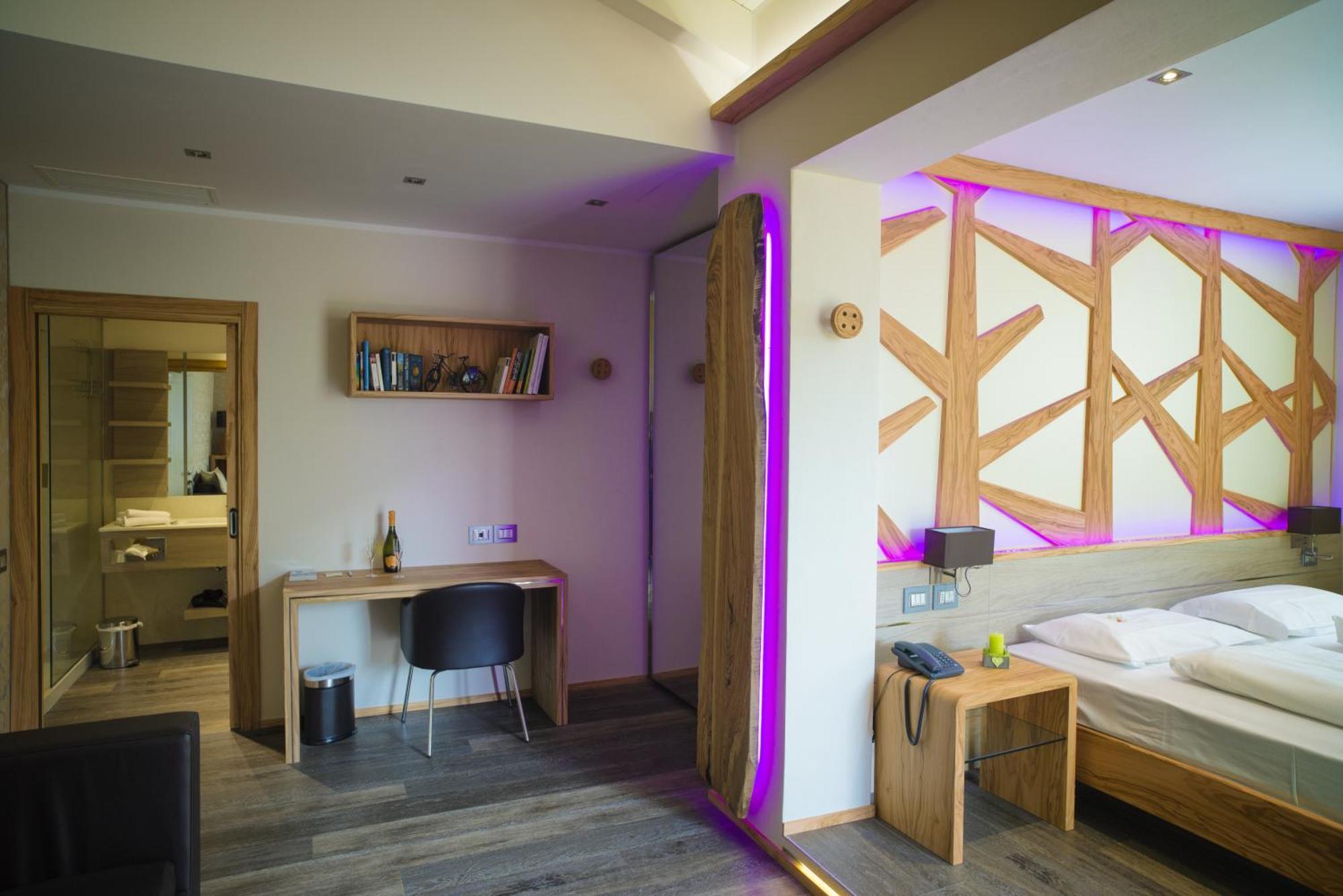 Aktivhotel Santalucia Torbole Sul Garda Bilik gambar
