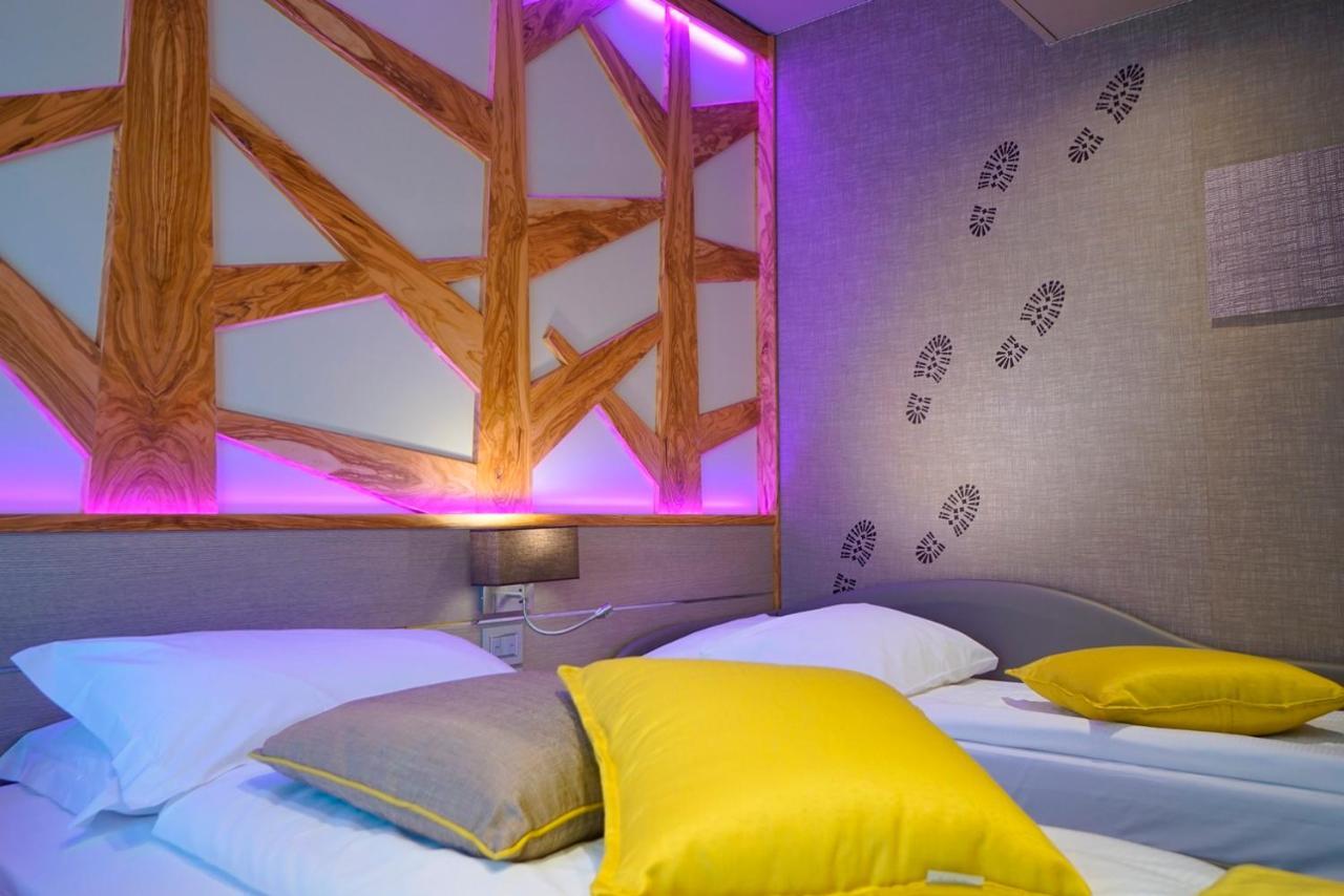 Aktivhotel Santalucia Torbole Sul Garda Luaran gambar